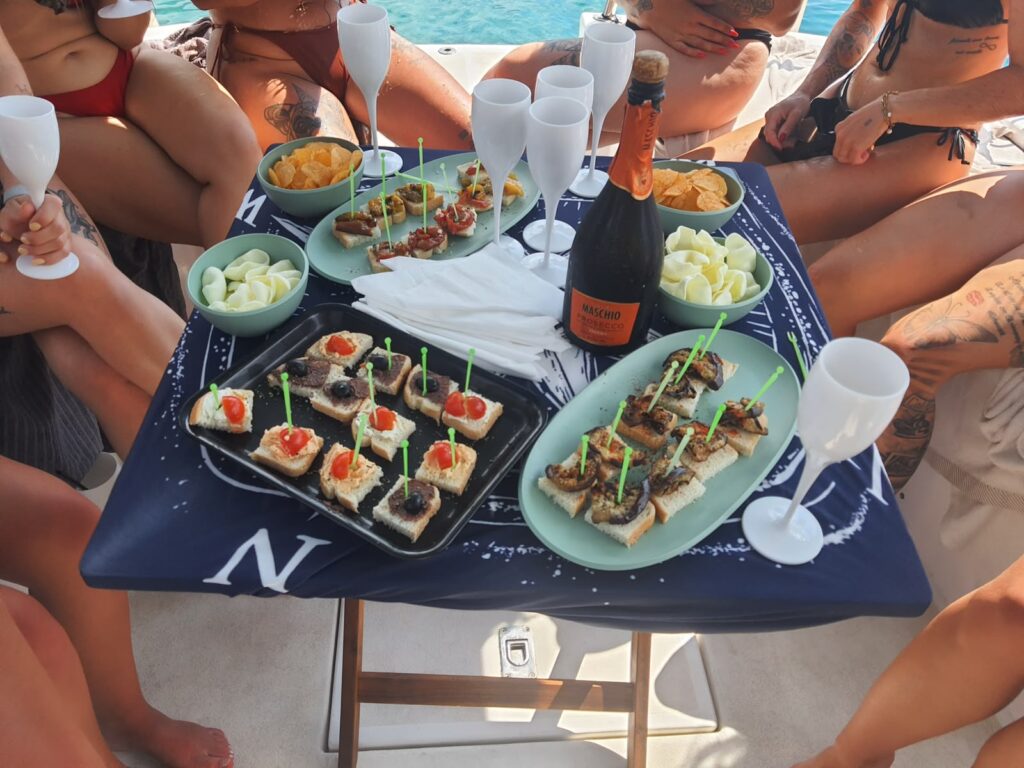 Happy Hour on Board Cefalù (1/3)